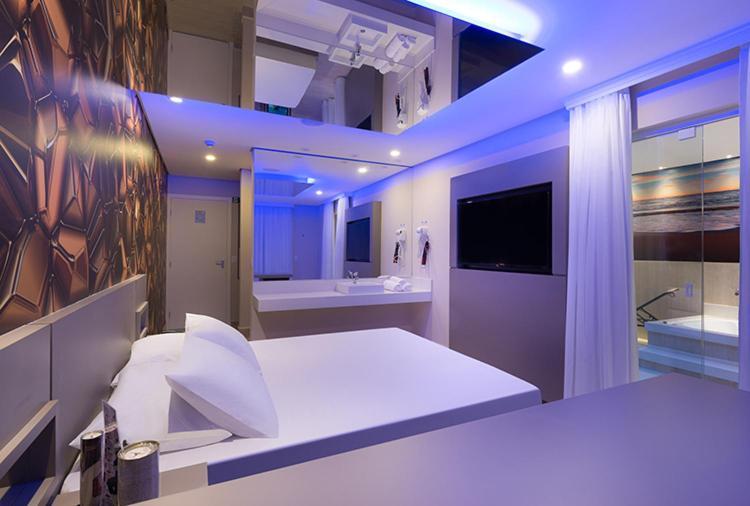 Azure Motel (Adults Only) Режистру Екстериор снимка