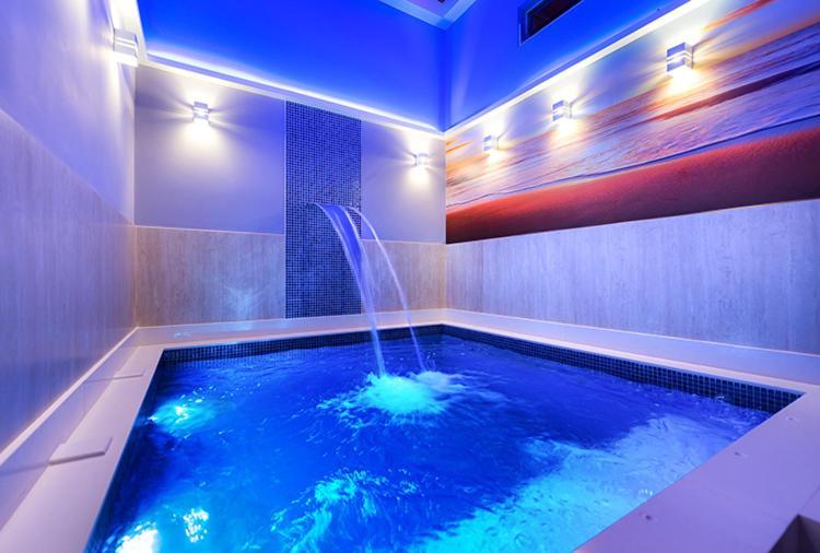 Azure Motel (Adults Only) Режистру Екстериор снимка