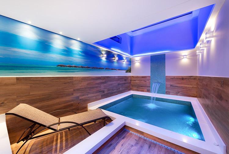 Azure Motel (Adults Only) Режистру Екстериор снимка